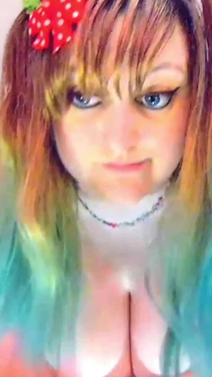 Metroid Samus Aran cosplay dancing! &mdash; clip by BabyZelda