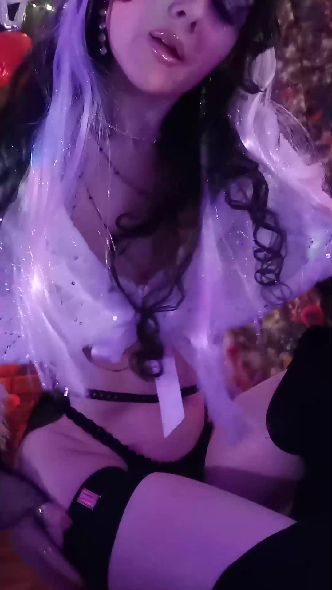 Image 61 of 1Kafeta, female webcam model, 26 years old, on live webcam