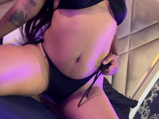 I am a whore when I want to be! порно дивитися