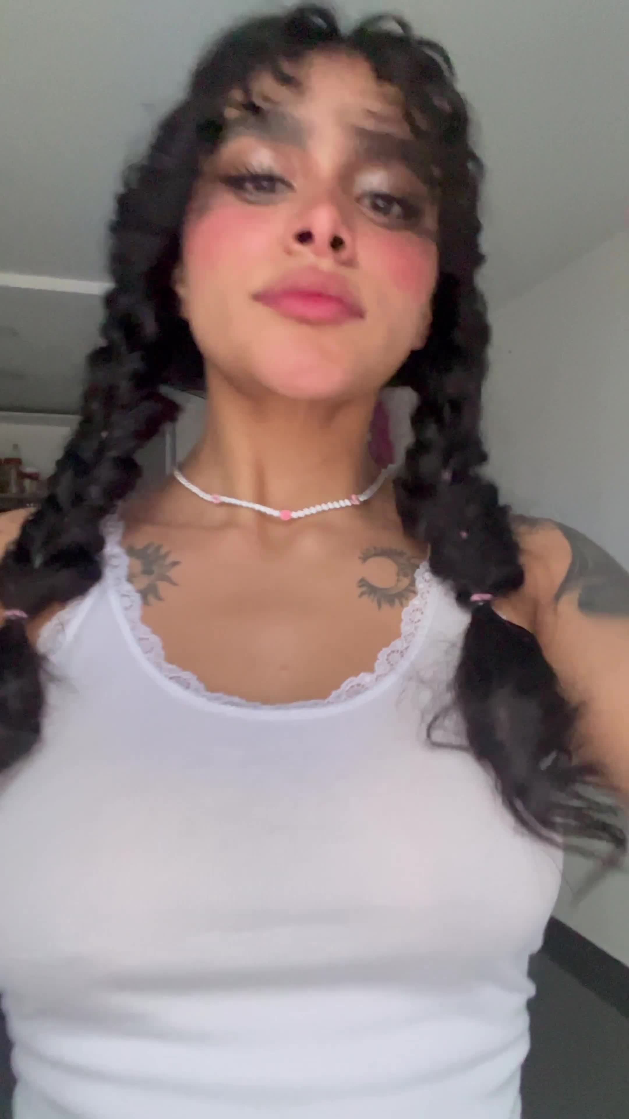 Cleaning the camera &mdash; clip by laurencamila1