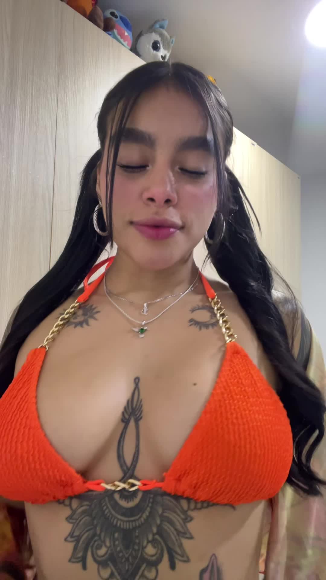 Naranjita &mdash; clip by laurencamila1