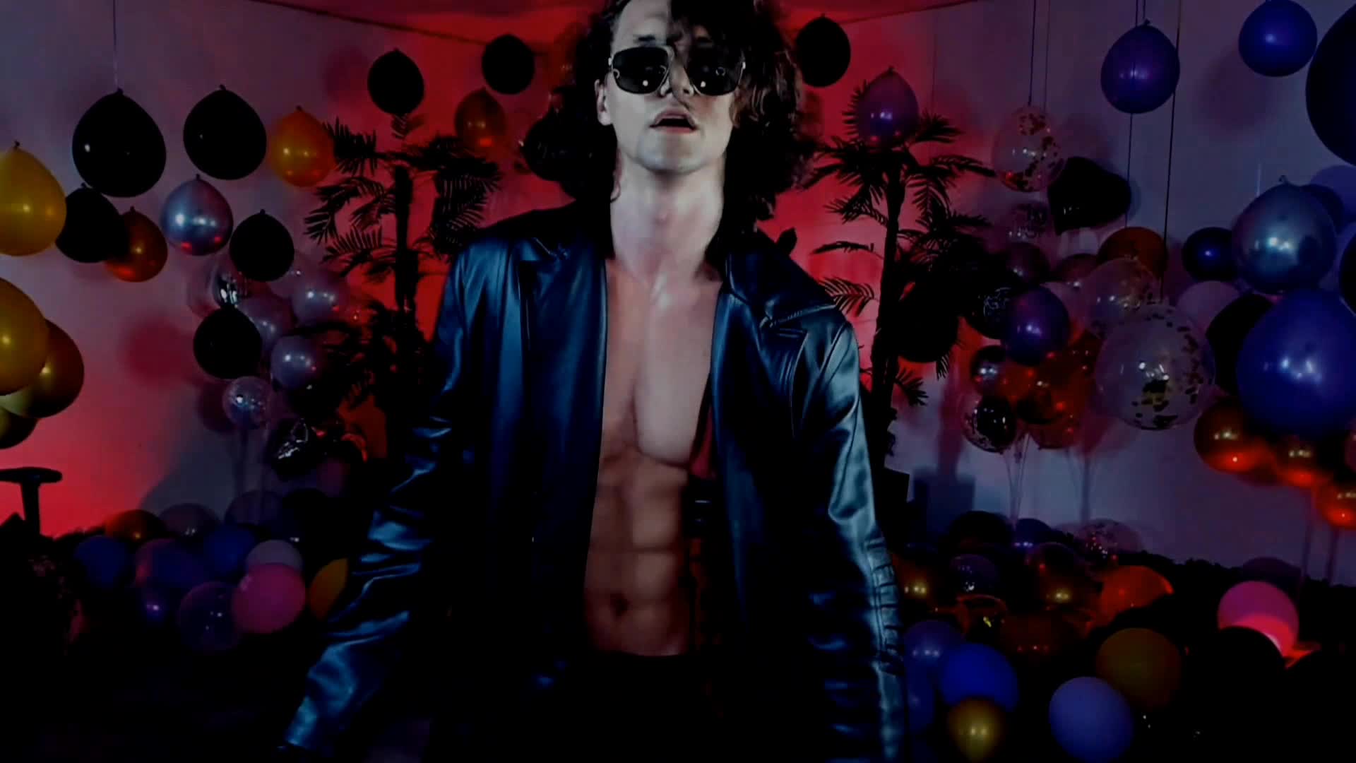sorry, but for some reason, when posting here, the song does not fit with my mouth , although everything on my phone is without delay &mdash; clip by dirty-boss
