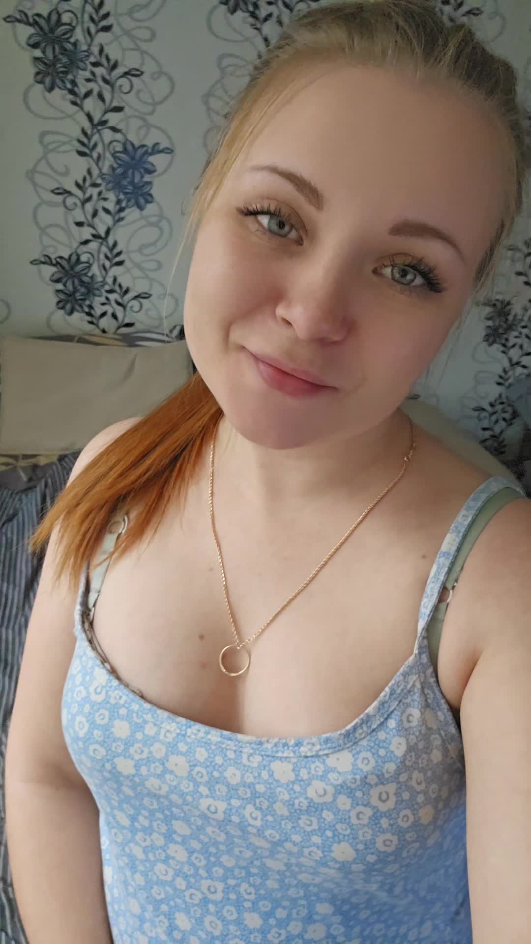 Image 4 of leila17, female webcam model, 21 years old, on live webcam