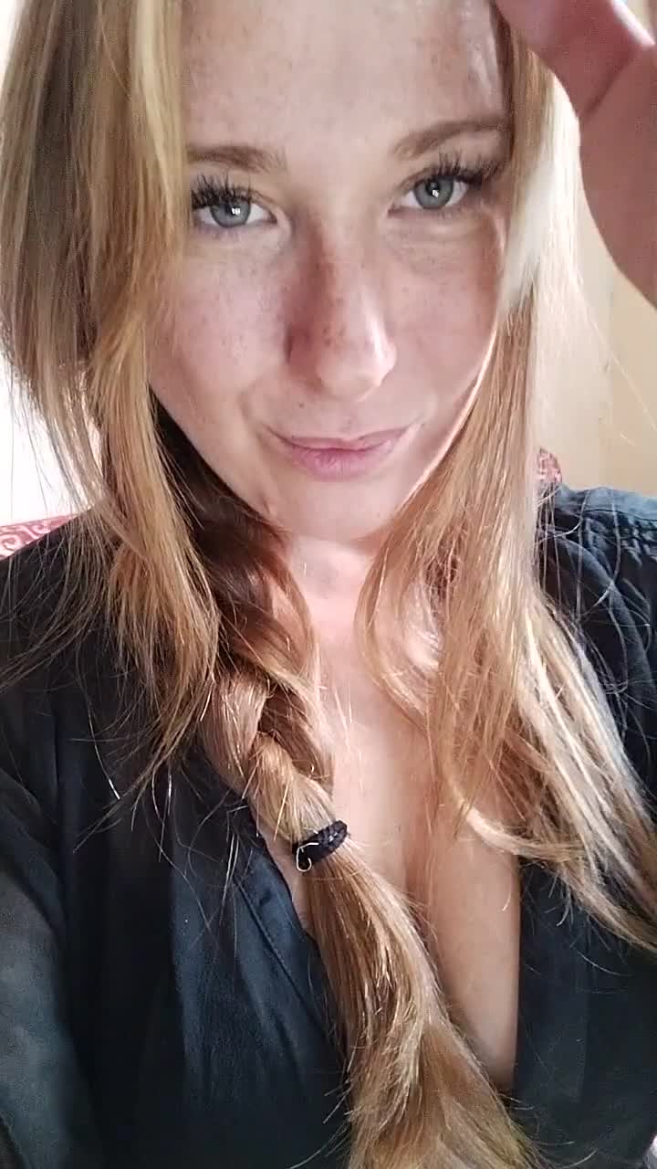 Lets play &mdash; clip by MazyMi