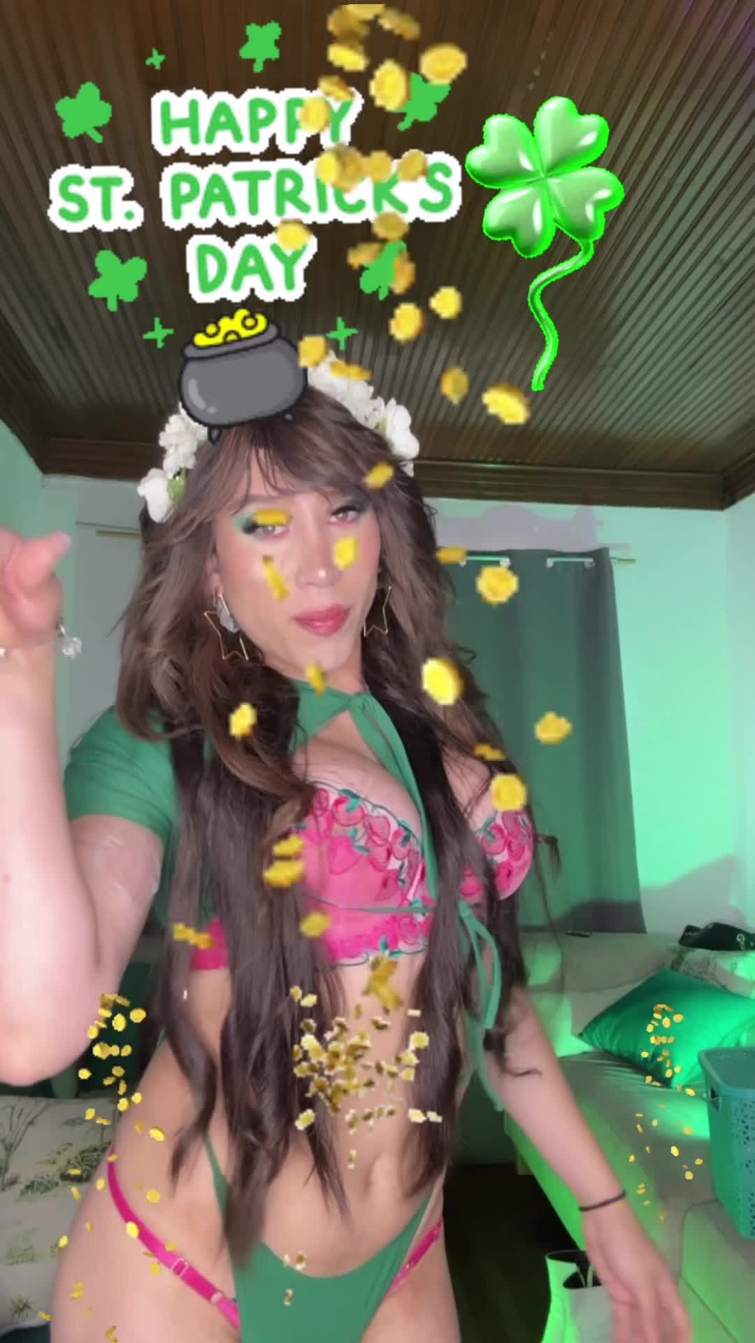 Dance lucky girl &mdash; clip by samaraveguz