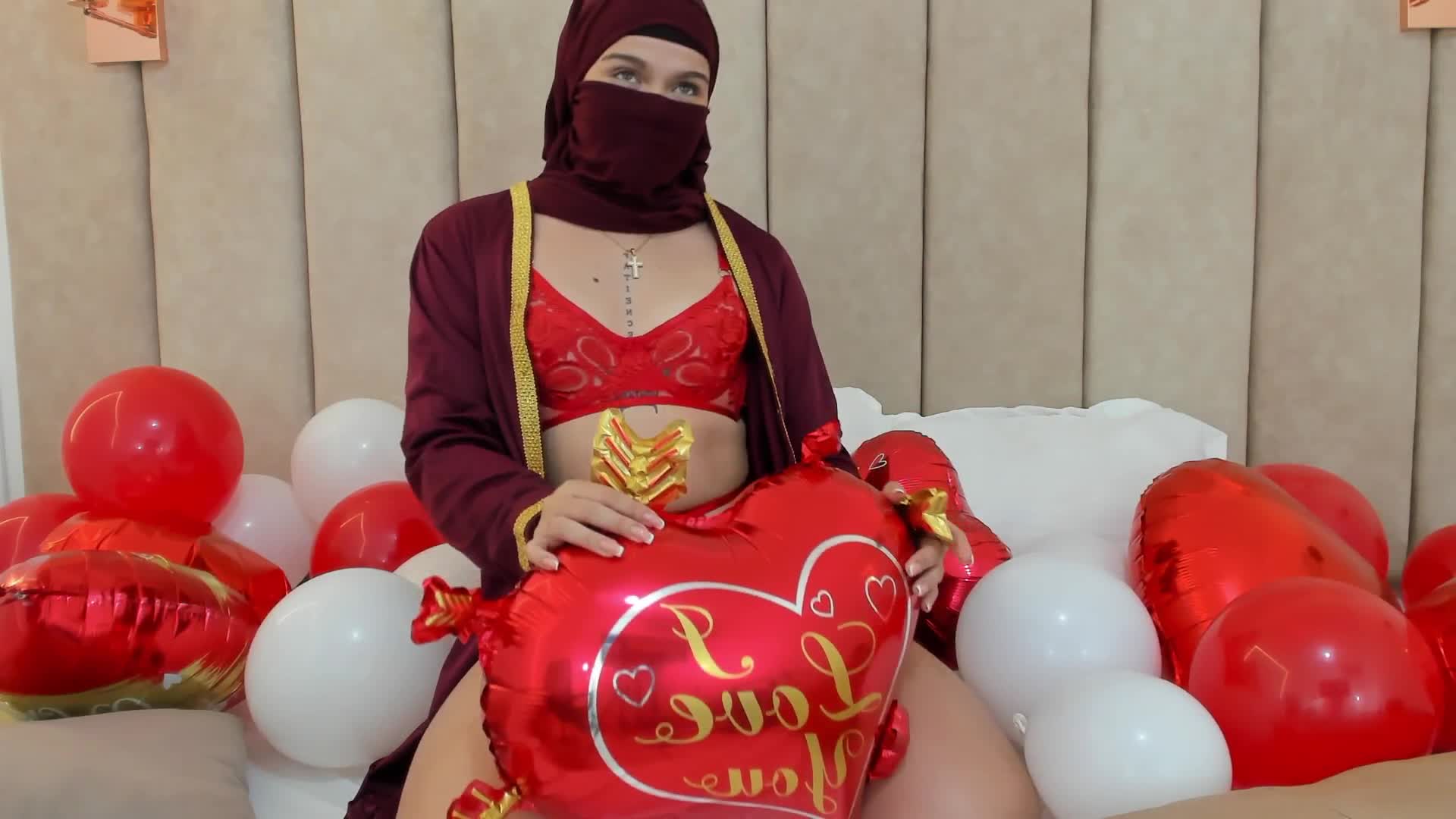 happy Valentines &mdash; clip by anna-henao
