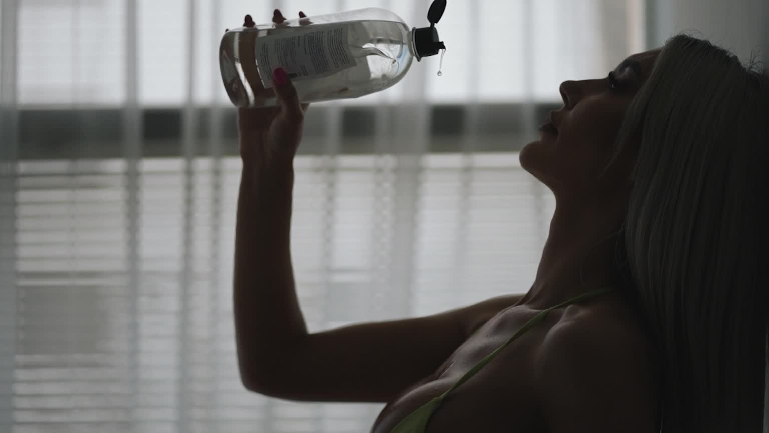 Oil seduction &mdash; clip by TheFallingAngel
