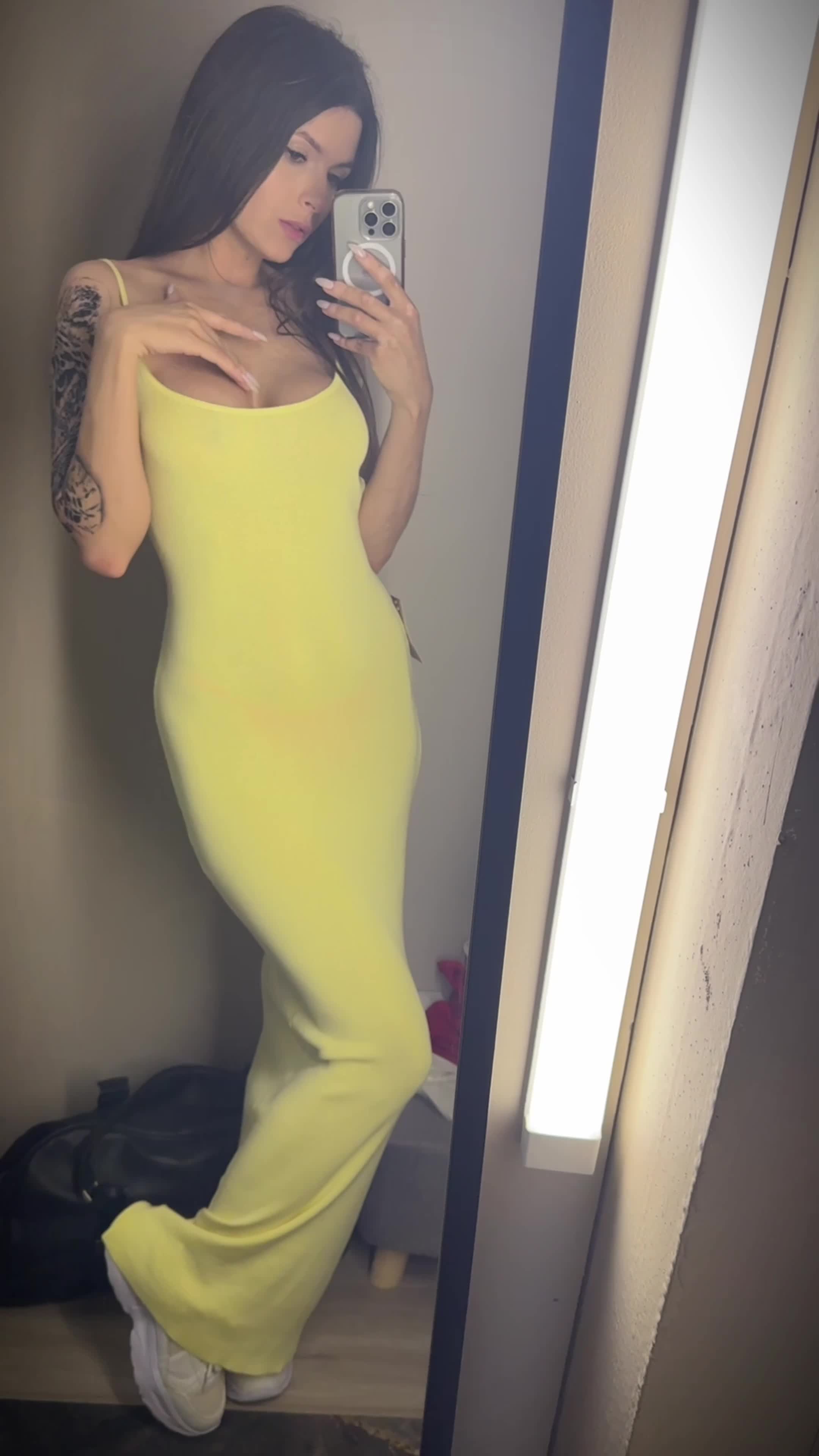 New dress &mdash; clip by Opskira
