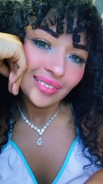 playing with my Boobs &mdash; clip by sofiacowperx