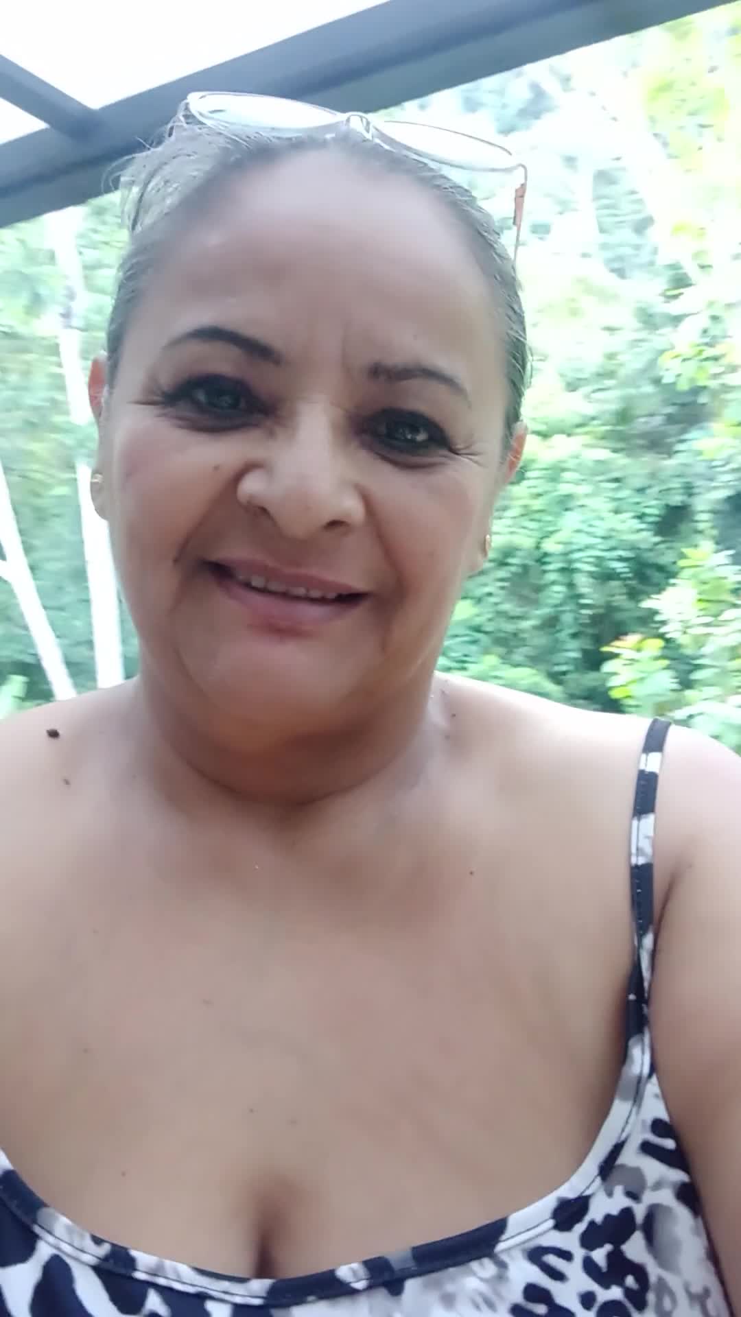 Sunrise in the middle of nature &mdash; clip by bbwsalome
