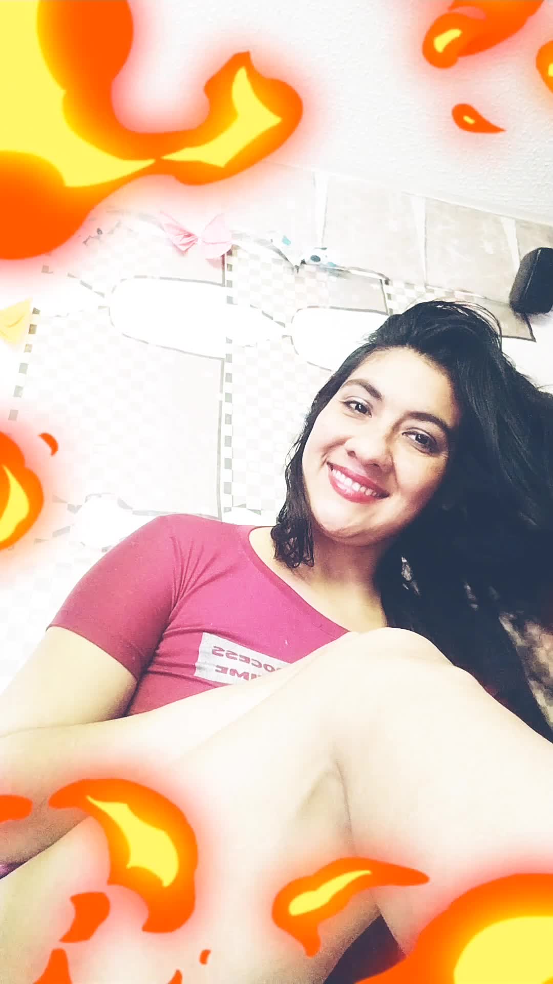 Image 26 of IMENET, female webcam model, 35 years old, on live webcam