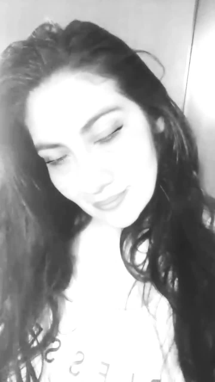 Image 6 of IMENET, female webcam model, 35 years old, on live webcam