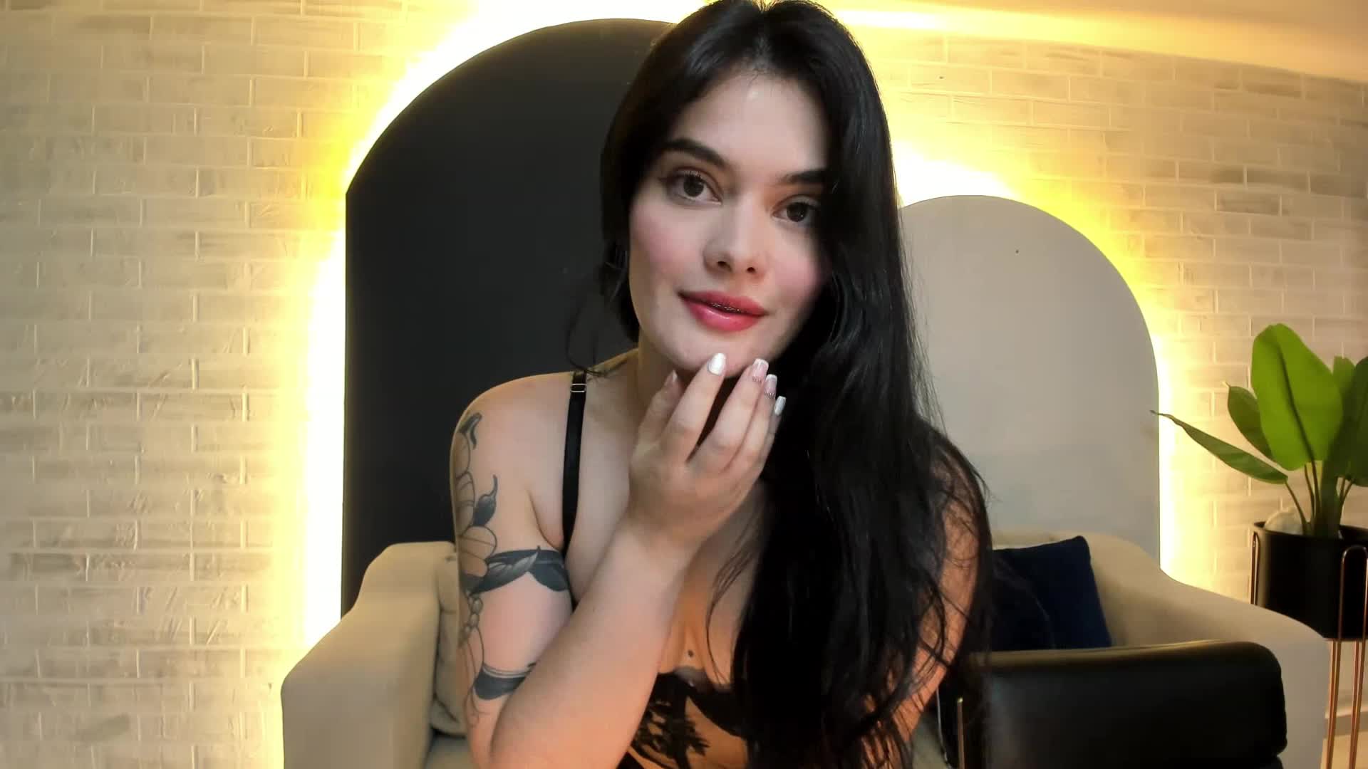 Welcome by Gia Ferrara &mdash; clip by GiaFerrara