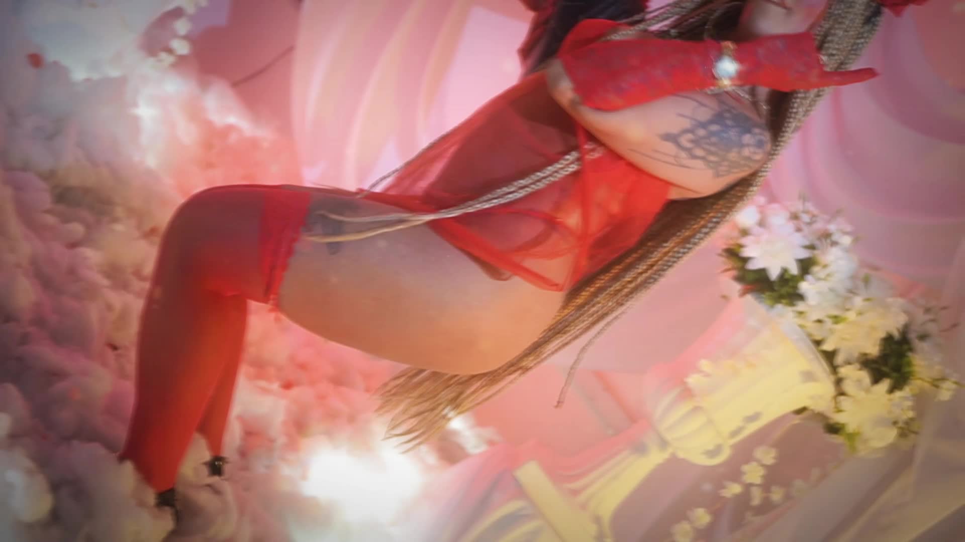 Image 4 of kennya-carper, female webcam model, 40 years old, on live webcam