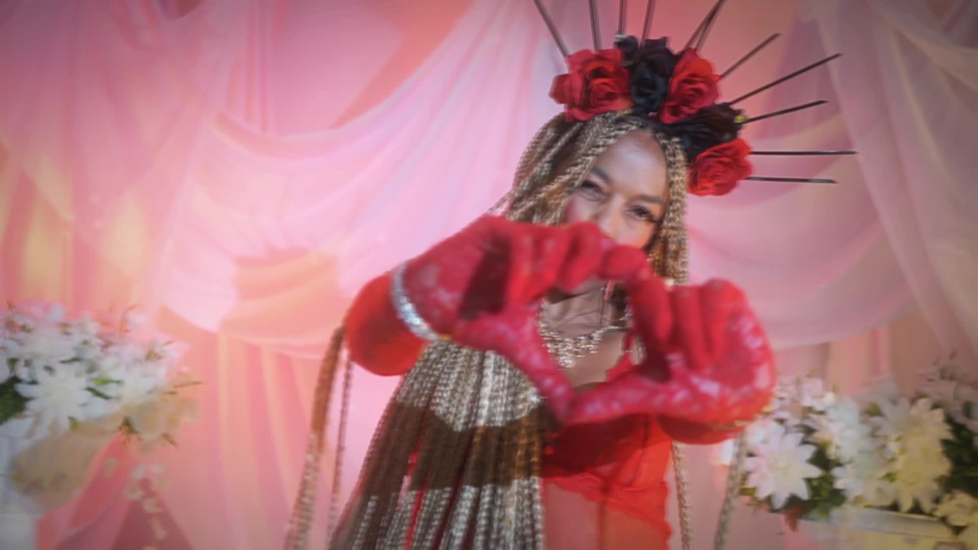 Image 10 of kennya-carper, female webcam model, 40 years old, on live webcam