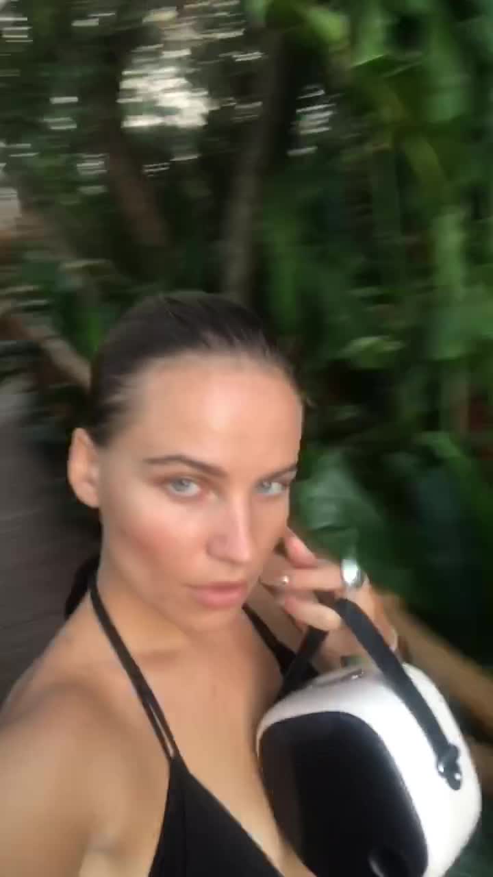 AMAZONIA &mdash; clip by REALMEANTINA