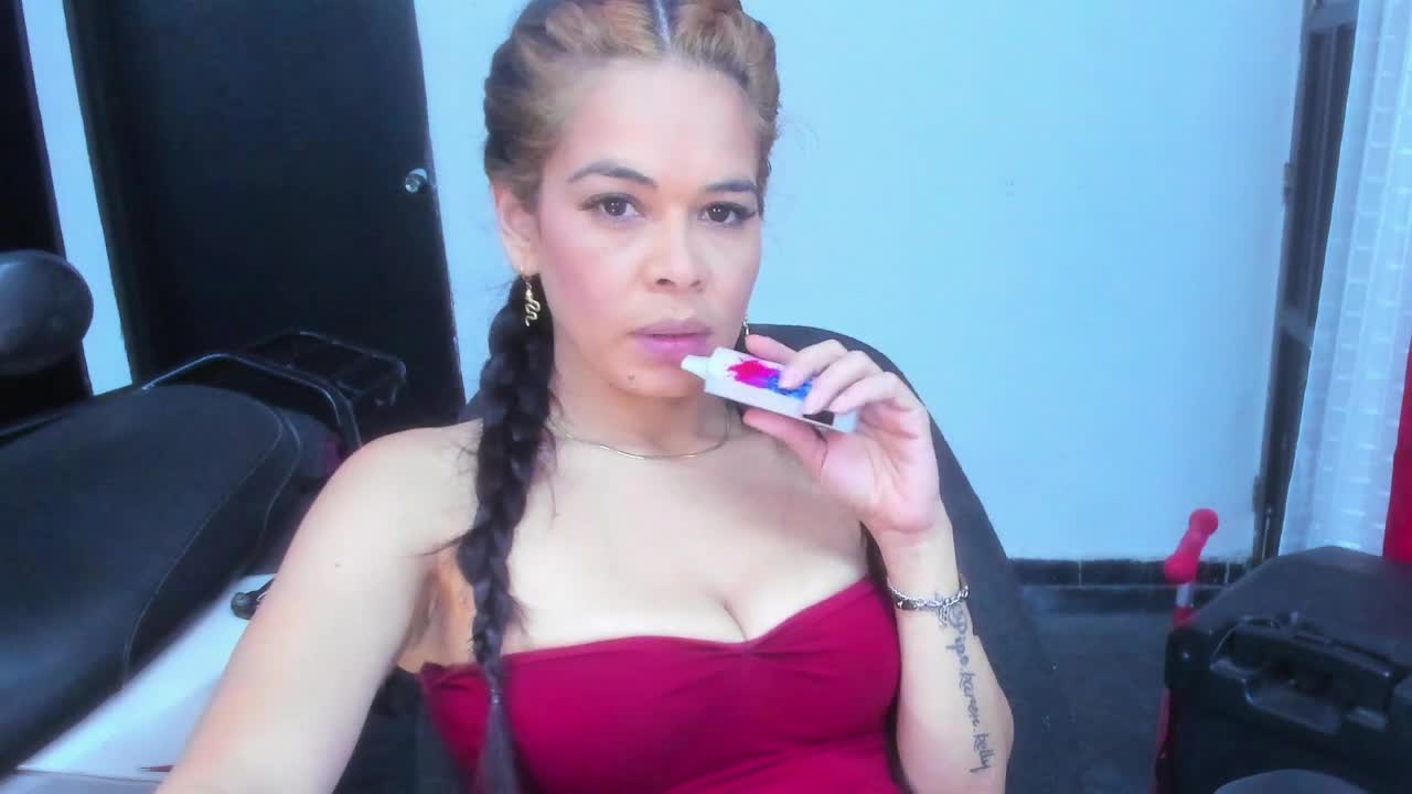 me &mdash; clip by aliceparcket