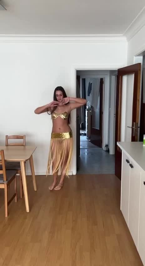 Arabic dance &mdash; clip by Fortune---888