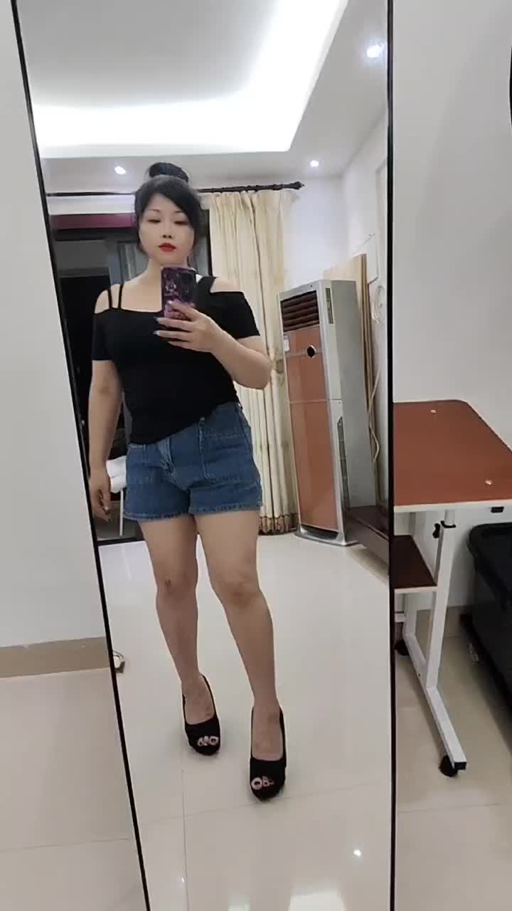 me &mdash; clip by maryzhong