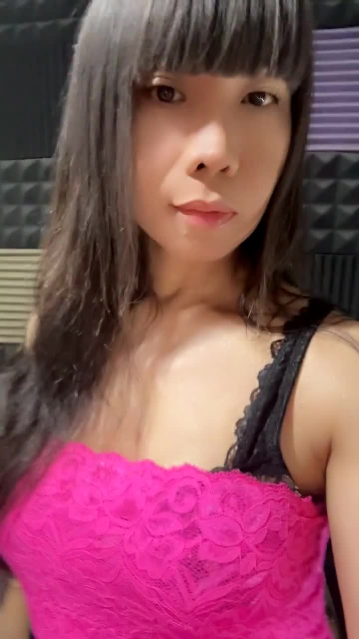 how about this pink? &mdash; clip by lexie-hart