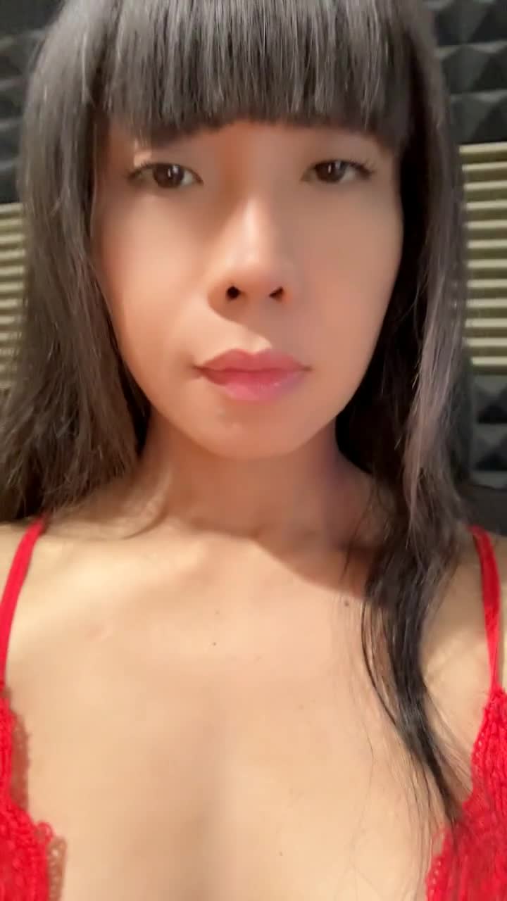 sexy red &mdash; clip by lexie-hart