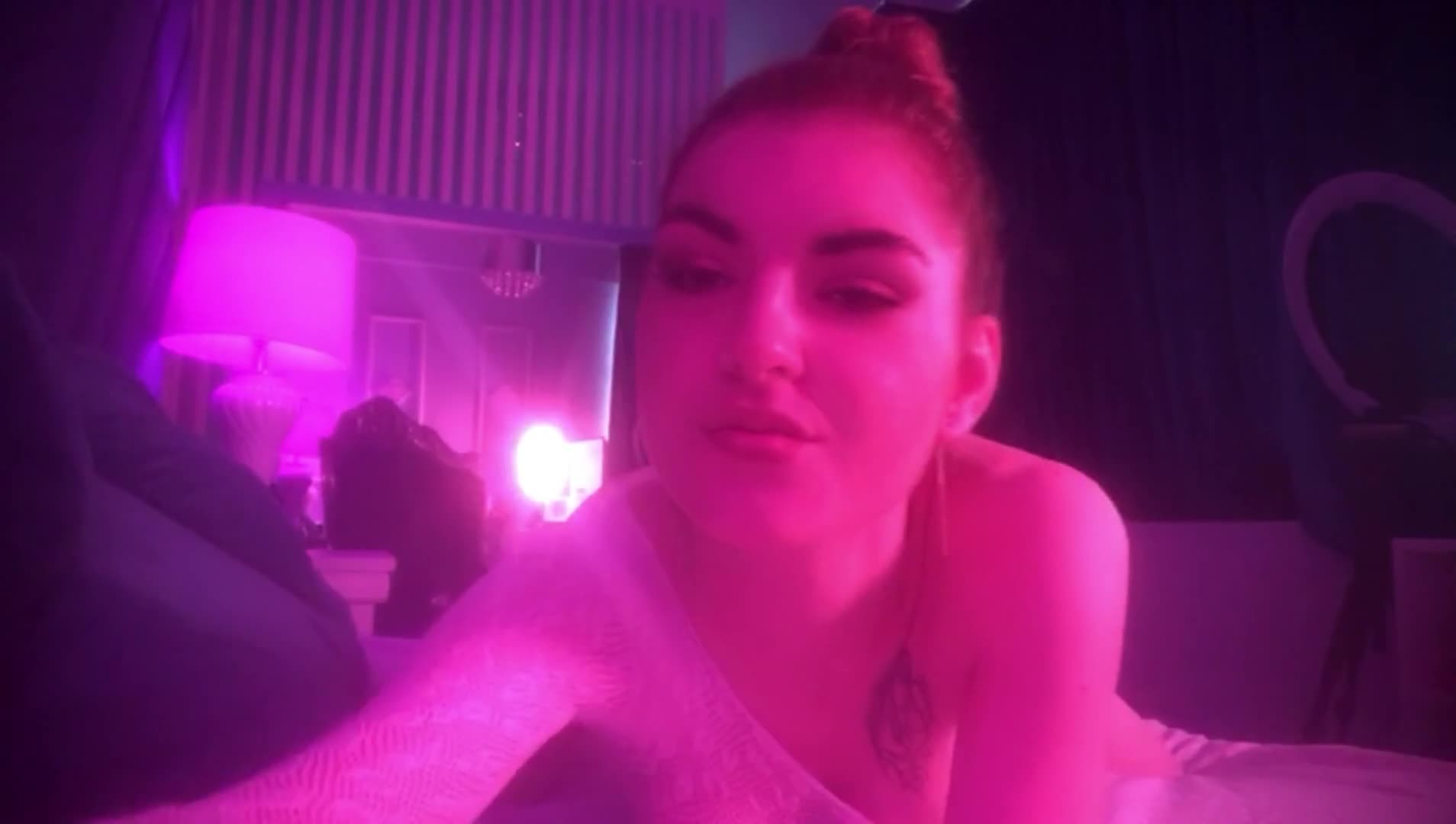 Smooth silhouette &mdash; clip by Evelisse