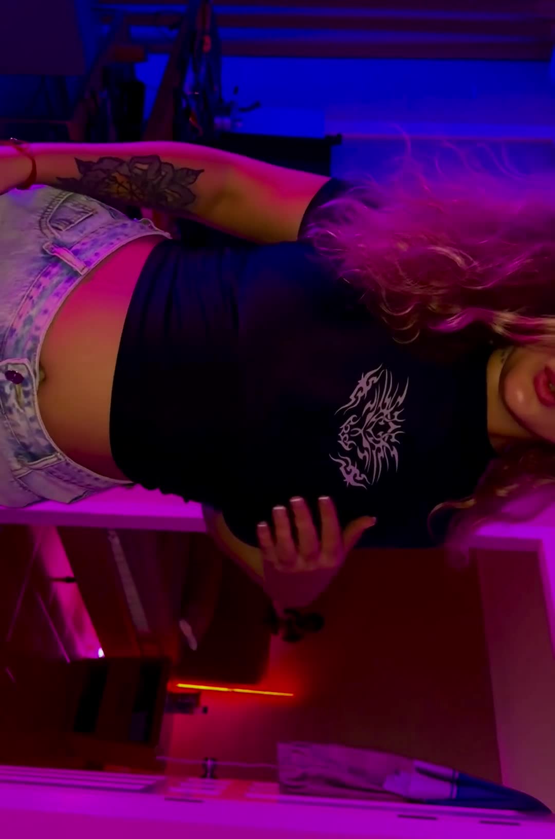 Bouncing boobs &mdash; clip by -Hypnotic-Gaze-