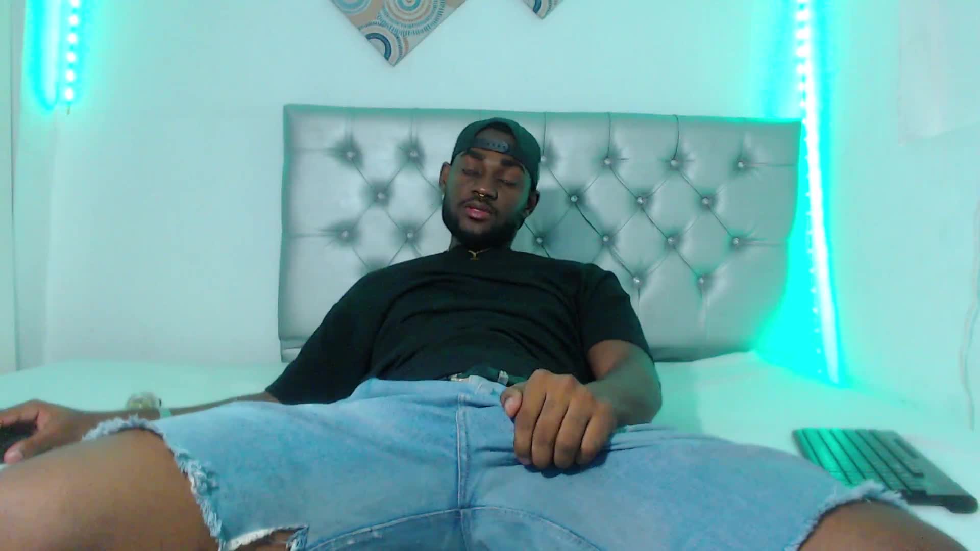 Daddy is here te please u &mdash; clip by BlackStalliion69