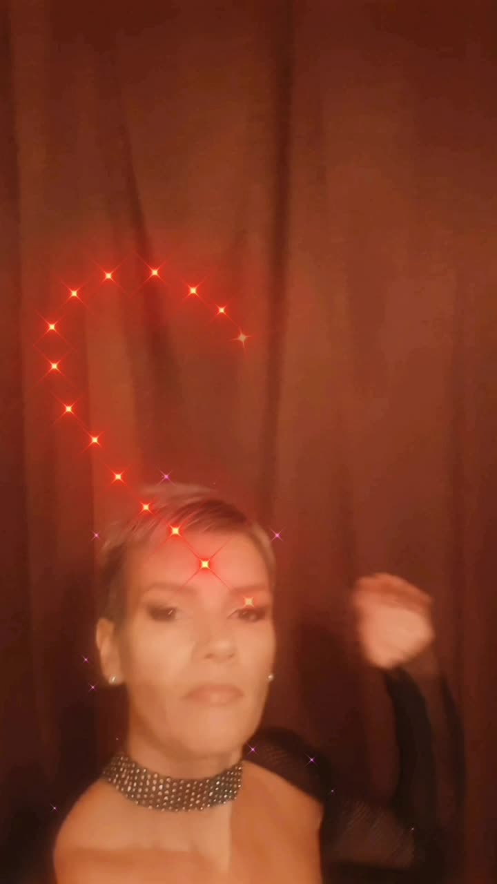 topless in panties &mdash; clip by Alice69Sochi