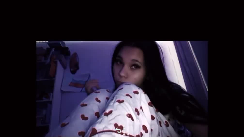 lovekissess Gallery Image 6