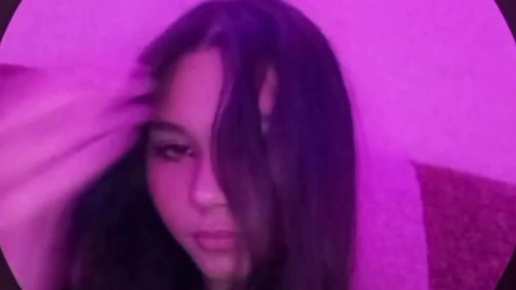 lovekissess Gallery Image 10