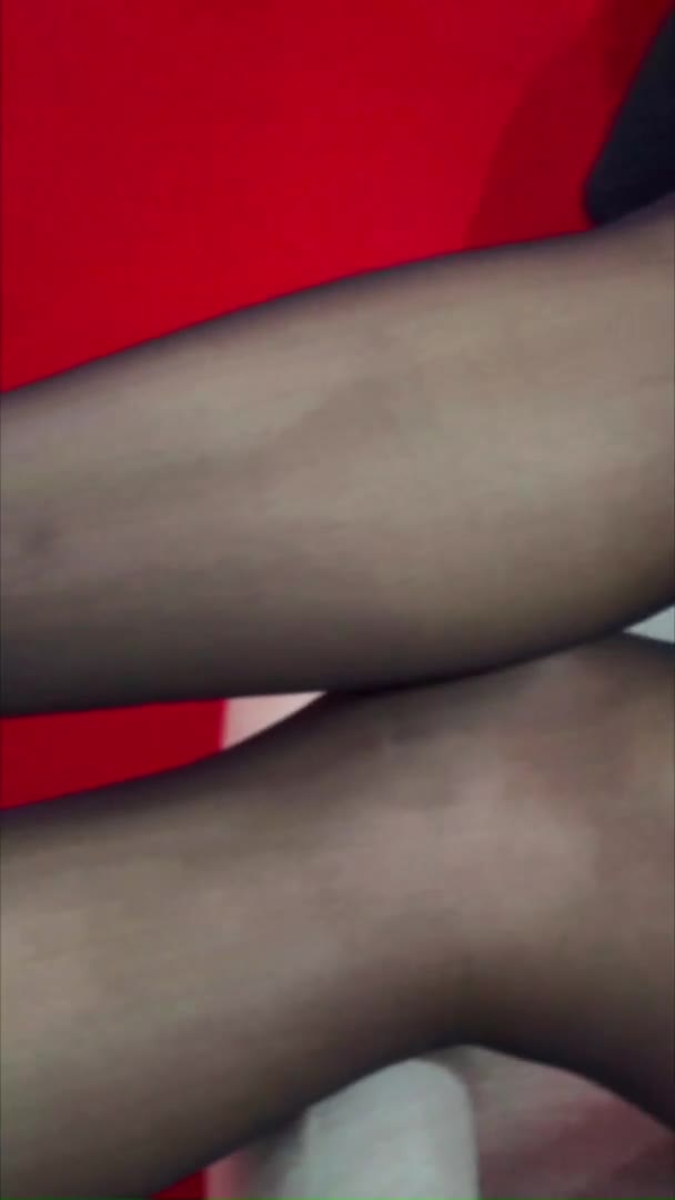 Image 7 of EimyCutte, female webcam model, 24 years old, on live webcam