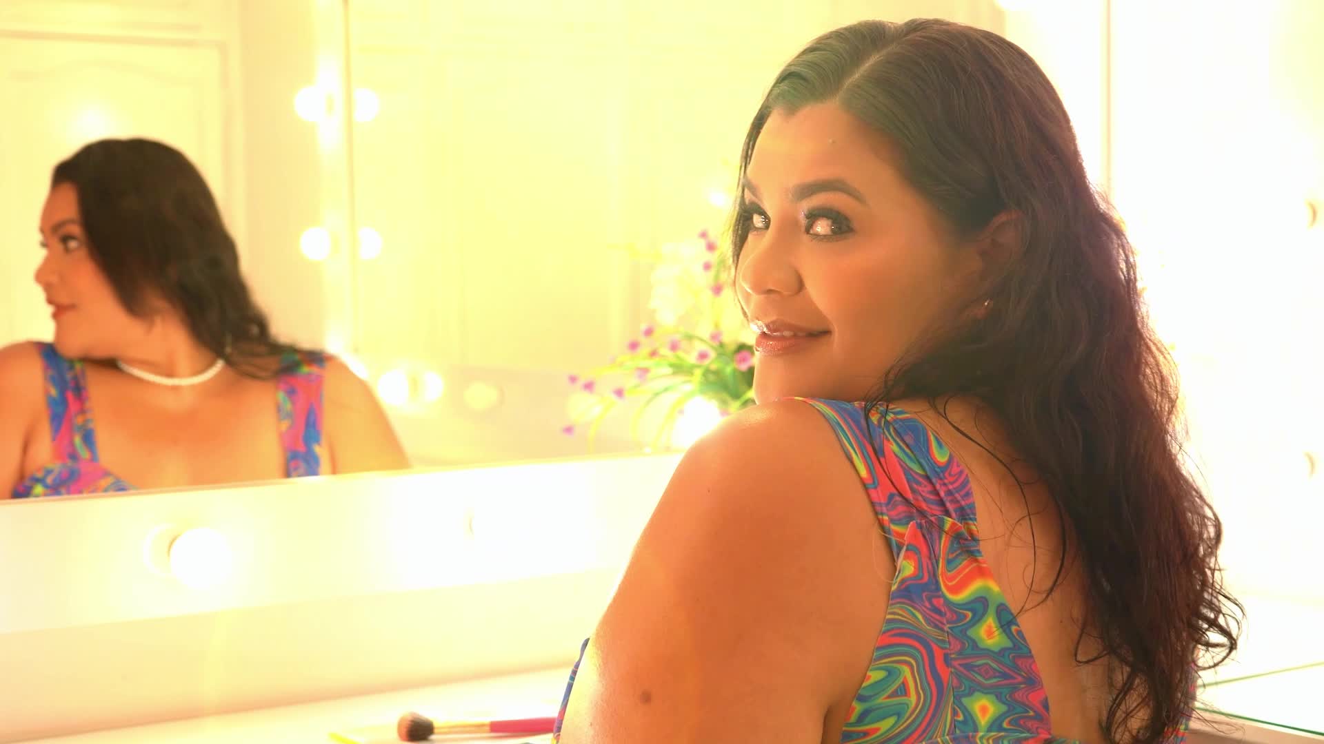 Image 147 of SelennaCooper, female webcam model, 37 years old, on live webcam