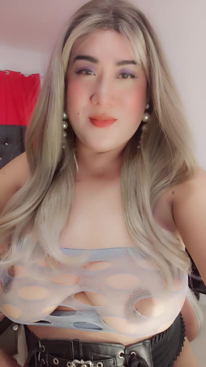 Cutie pie &mdash; clip by UrDreamTsMistress