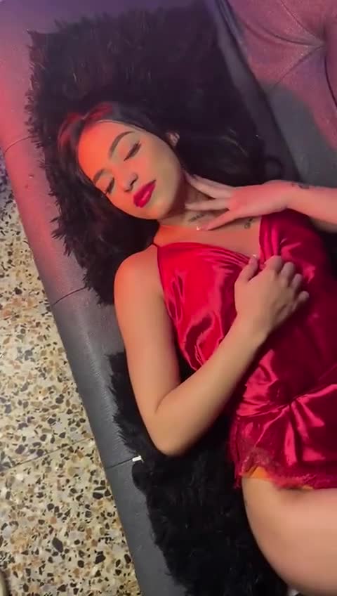 lady-virtual Gallery Image 60