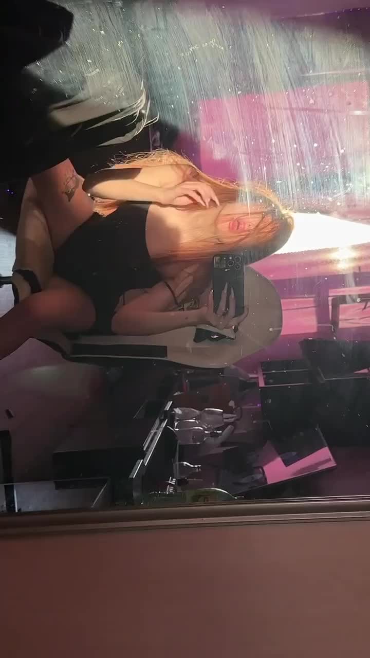 Image 45 of miaporshe, female webcam model, 18 years old, on live webcam