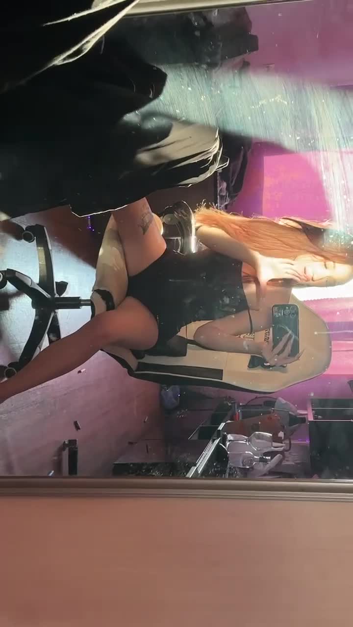 Image 50 of miaporshe, female webcam model, 18 years old, on live webcam