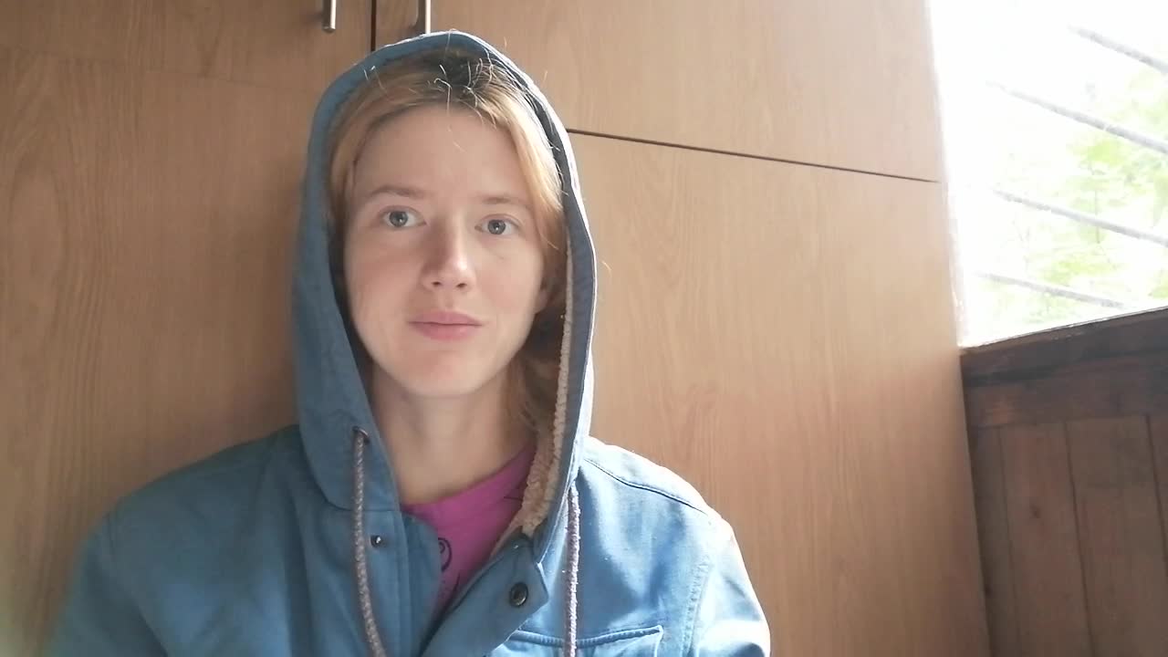 Image 61 of Purple-cat55, female webcam model, 26 years old, on live webcam