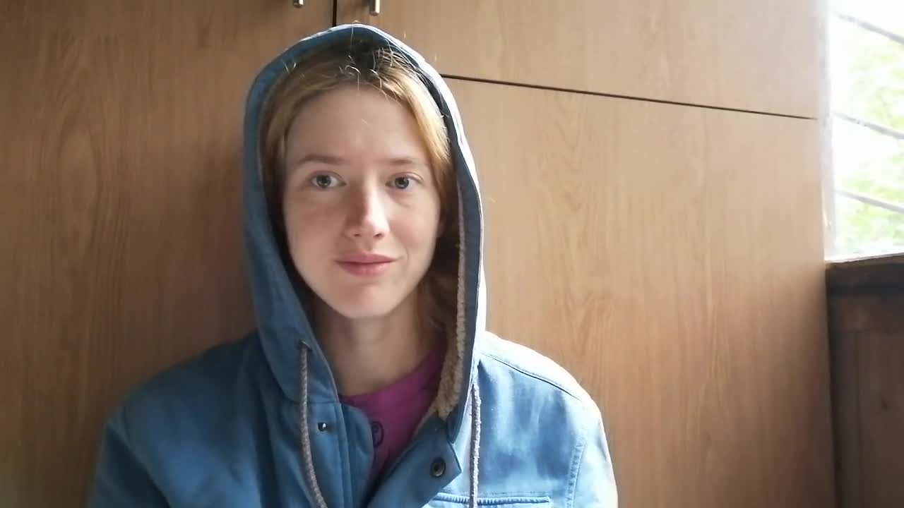 Image 71 of Purple-cat55, female webcam model, 26 years old, on live webcam