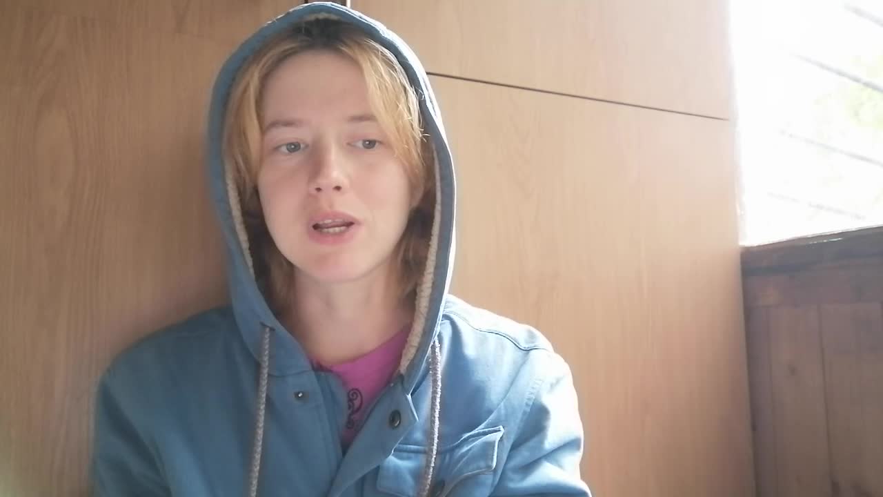 Image 85 of Purple-cat55, female webcam model, 26 years old, on live webcam