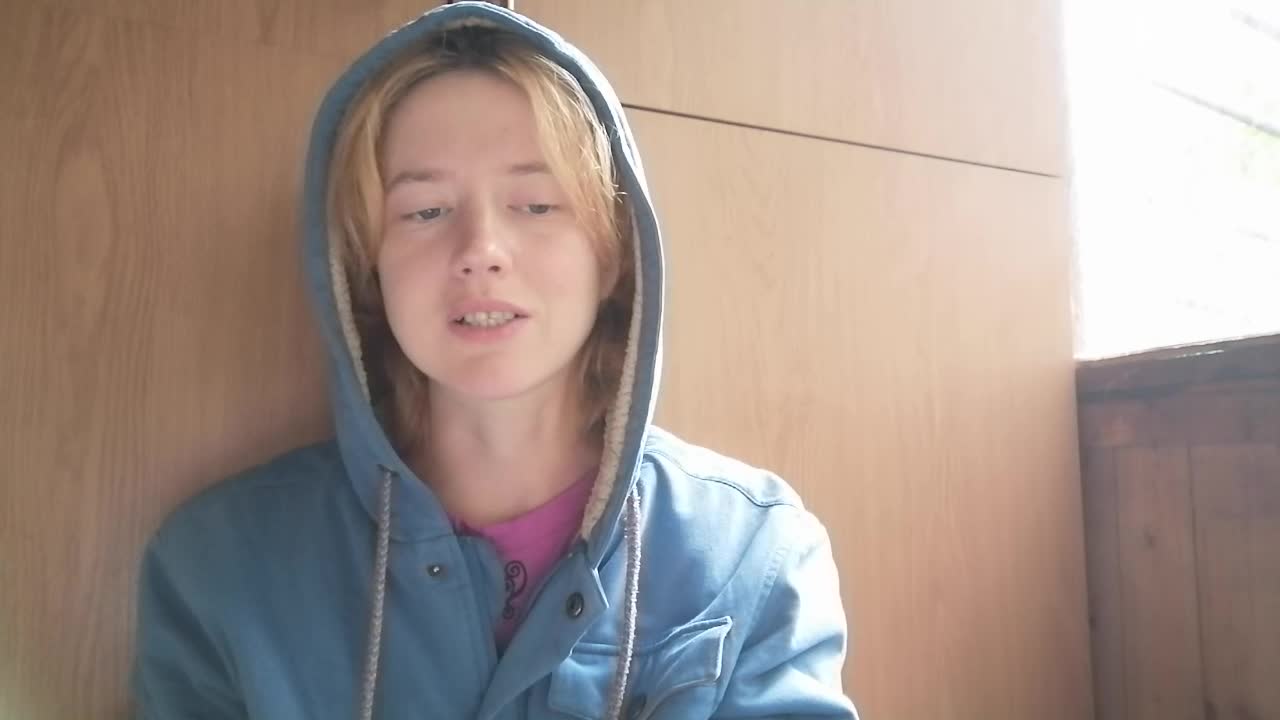 Image 87 of Purple-cat55, female webcam model, 26 years old, on live webcam