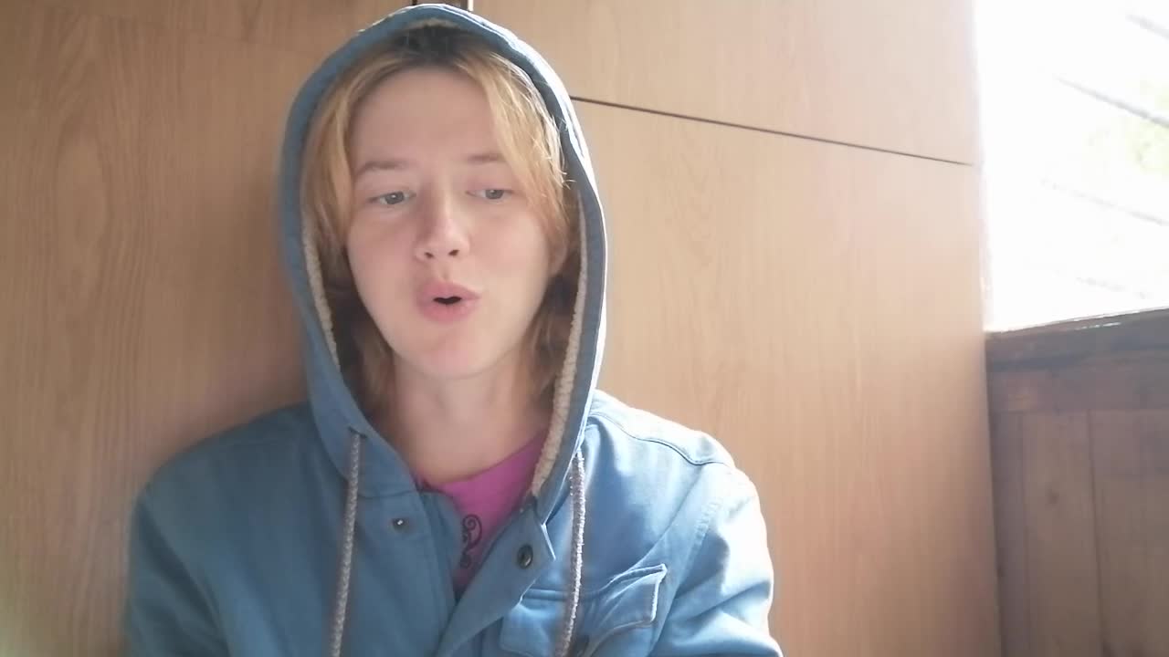 Image 89 of Purple-cat55, female webcam model, 26 years old, on live webcam