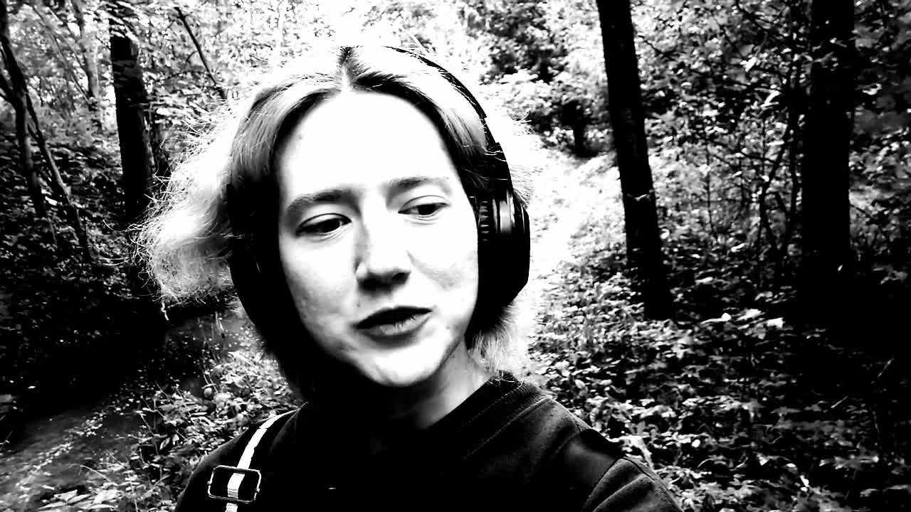 Image 6 of Purple-cat55, female webcam model, 26 years old, on live webcam