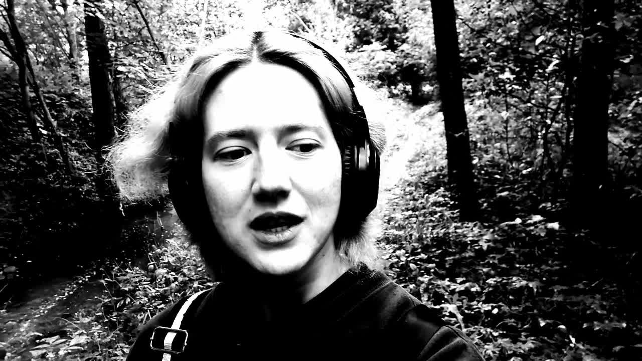 Image 7 of Purple-cat55, female webcam model, 26 years old, on live webcam