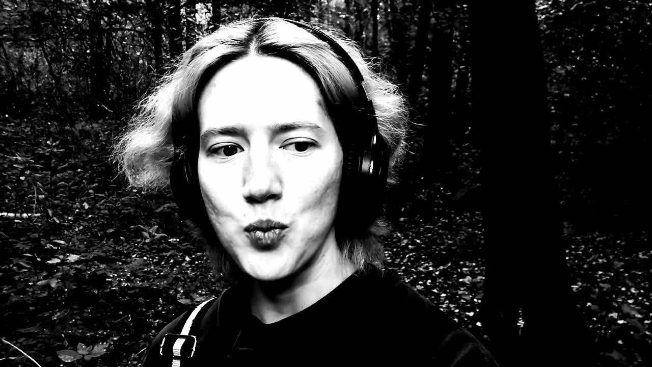 Image 17 of Purple-cat55, female webcam model, 26 years old, on live webcam