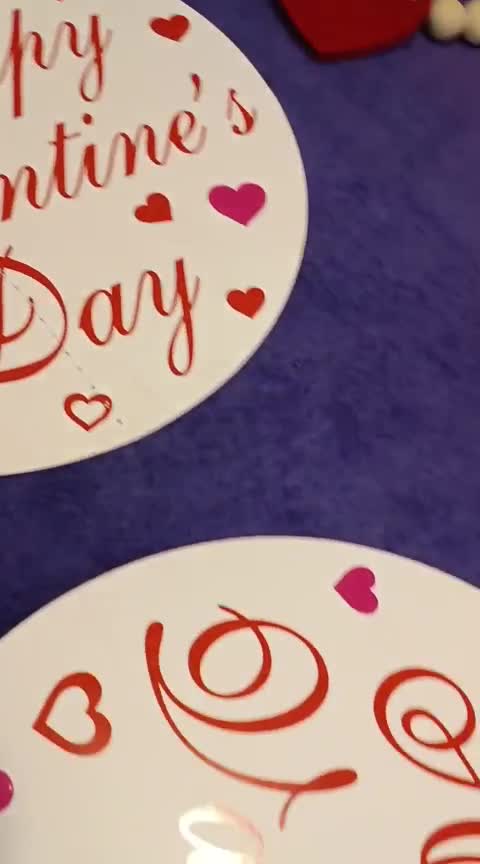 Image 2 of LilytReinolds, female webcam model, 18 years old, on live webcam