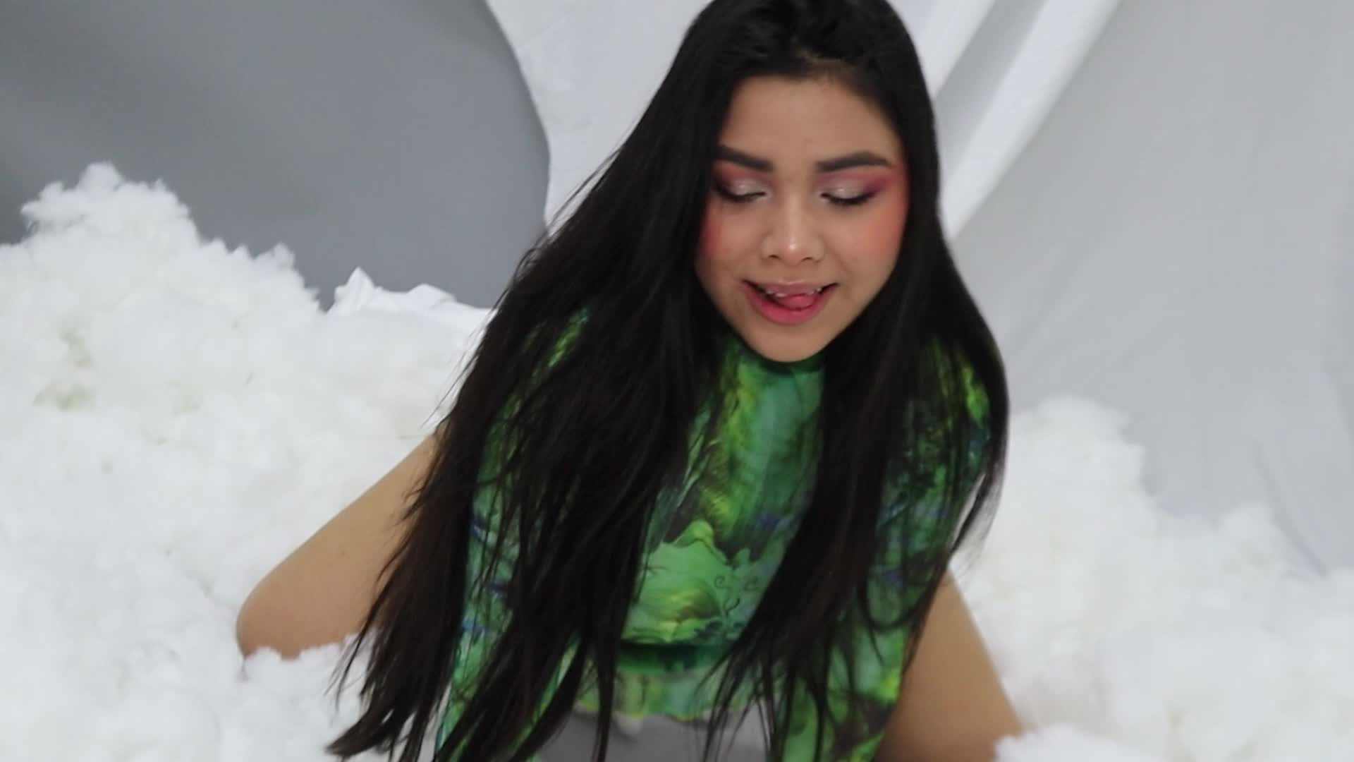 MiaVibe Gallery Image 9