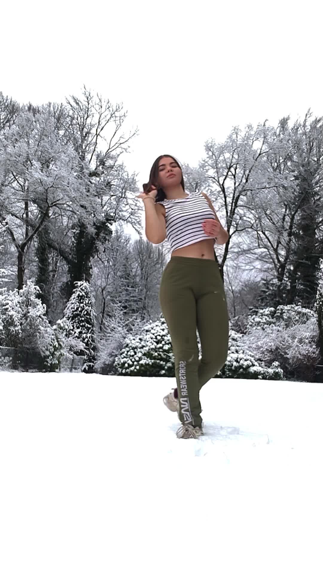 AureliaHoman Gallery Image 93