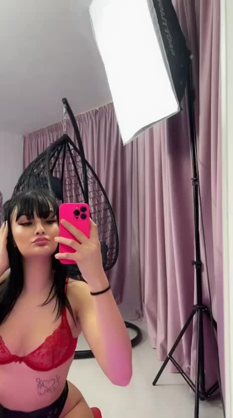 Jhoselline Gallery Image 52