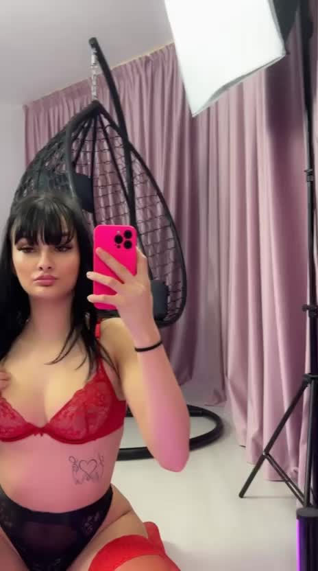 Jhoselline Gallery Image 53